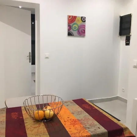 Studio Cosy Gare *